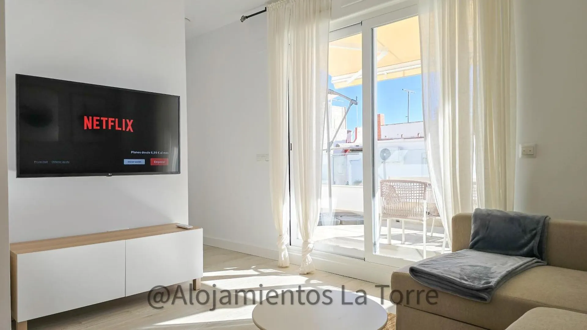 Atico Melosas - Alojamientos La Torre Torre Del Mar Lägenhet